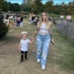 Meet your Posher, Jenn